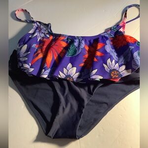 Old Navy Flora Bikini Separates Set Ruffle Bandeau Top Large Bottom Medium NWT!